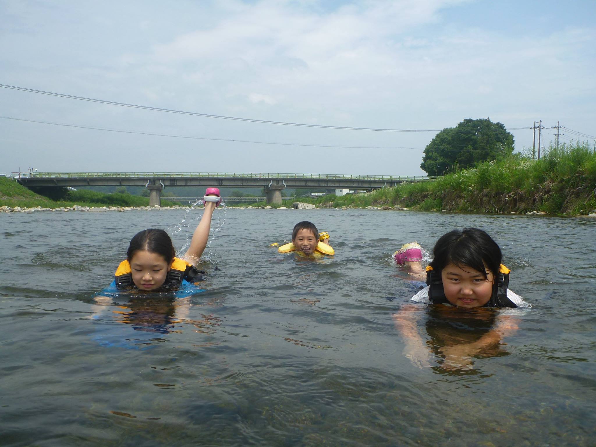 涼むのも温まるのも自然の力で。あおぞら自然塾