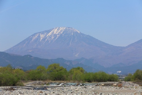 日光の霊峰「男体山」山開き