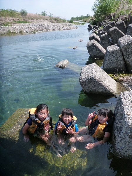 ガールズアドベンチャー　女子の河原遊び